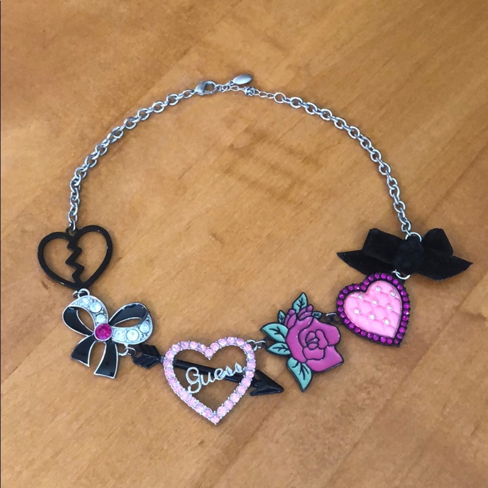 Women’s Guess Necklace